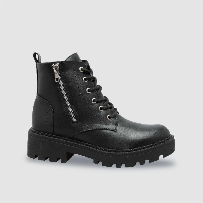 Peak Black Zipper